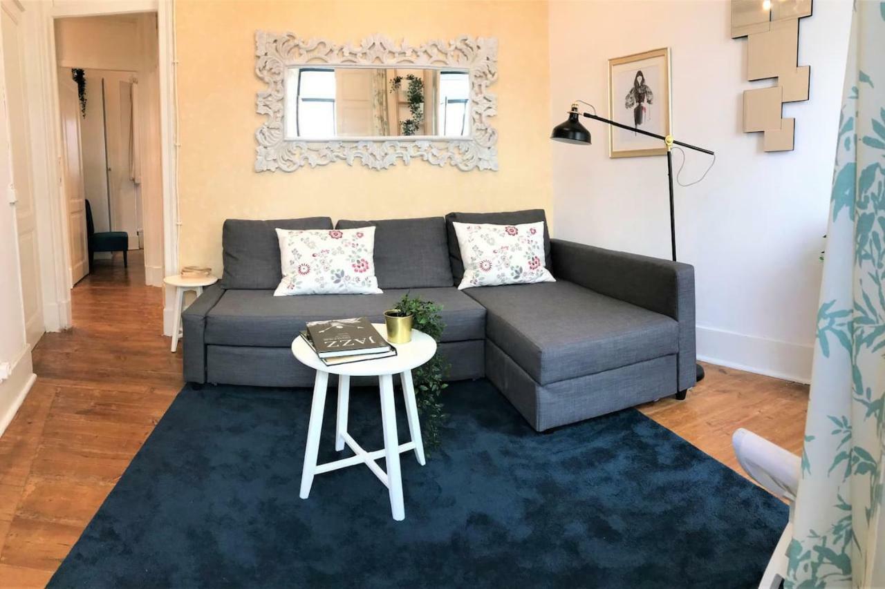 Principe Real - 2 Bedroom Apartment With Terrace Lisbona Esterno foto